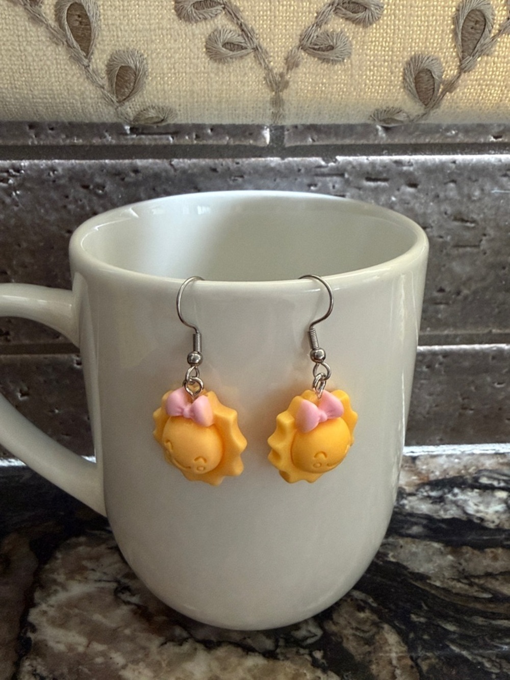 ✨ 5 for $30 Earring Bar✨ Kawaii Yellow Sun Charm Earrings with Pink Bows
